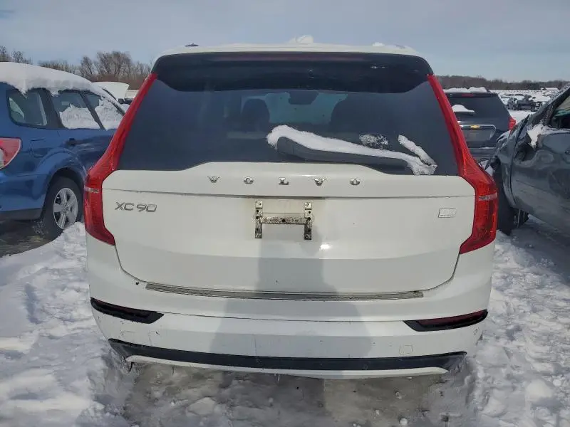 2022 VOLVO XC90 T8 RECHARGE R-DESIGN  