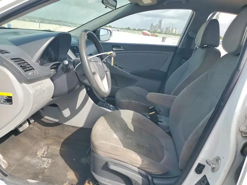 2015 HYUNDAI ACCENT GLS  
