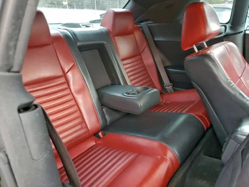 2013 DODGE CHALLENGER SXT  