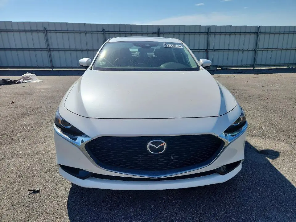 2023 MAZDA 3 PREFERRED  