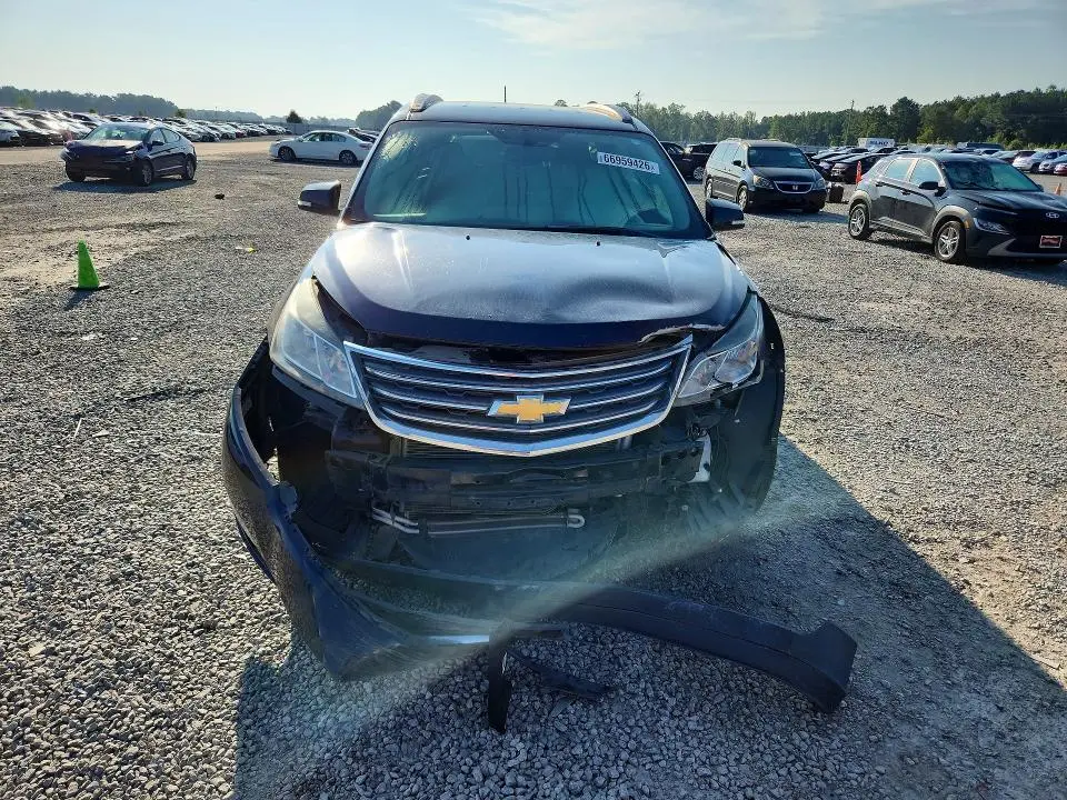 2015 CHEVROLET TRAVERSE LT  