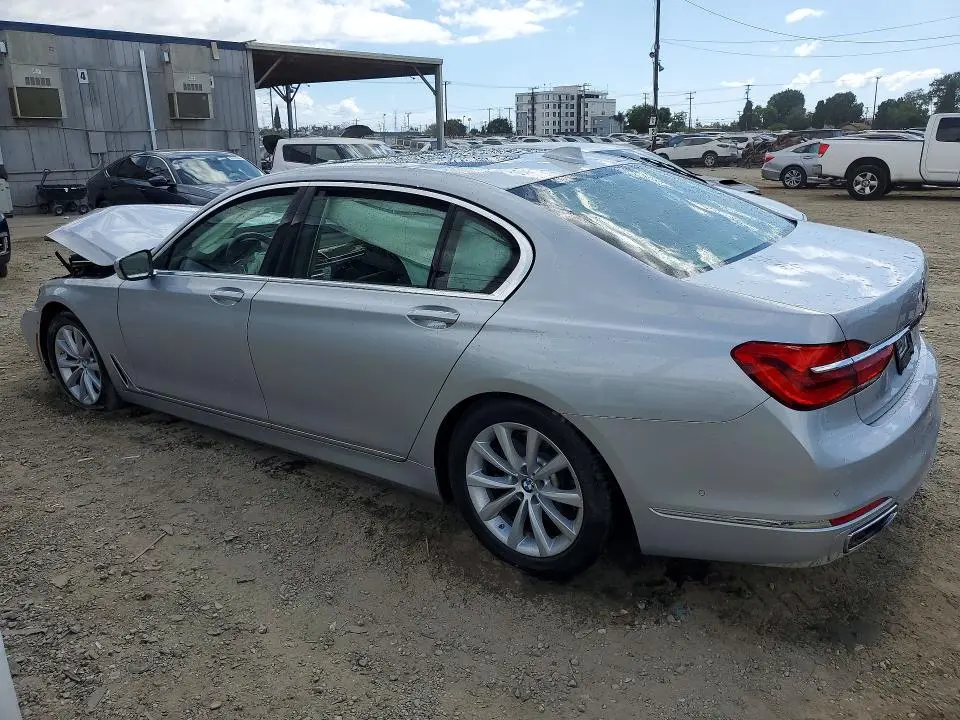 2018 BMW 750 I  