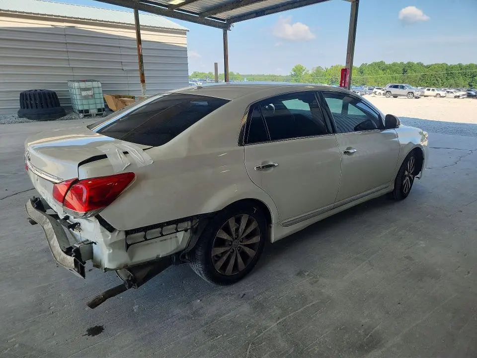 2012 TOYOTA AVALON LIMITED  