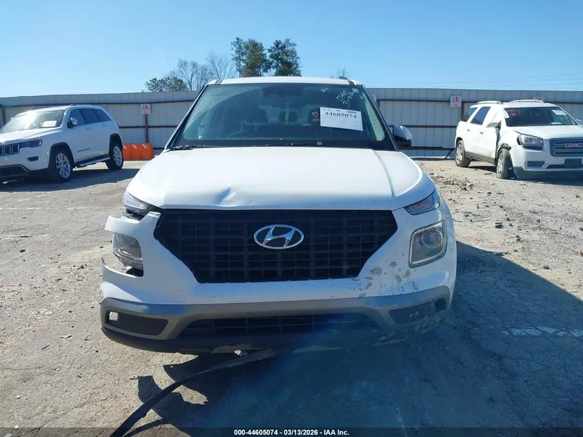 2025 HYUNDAI VENUE SE