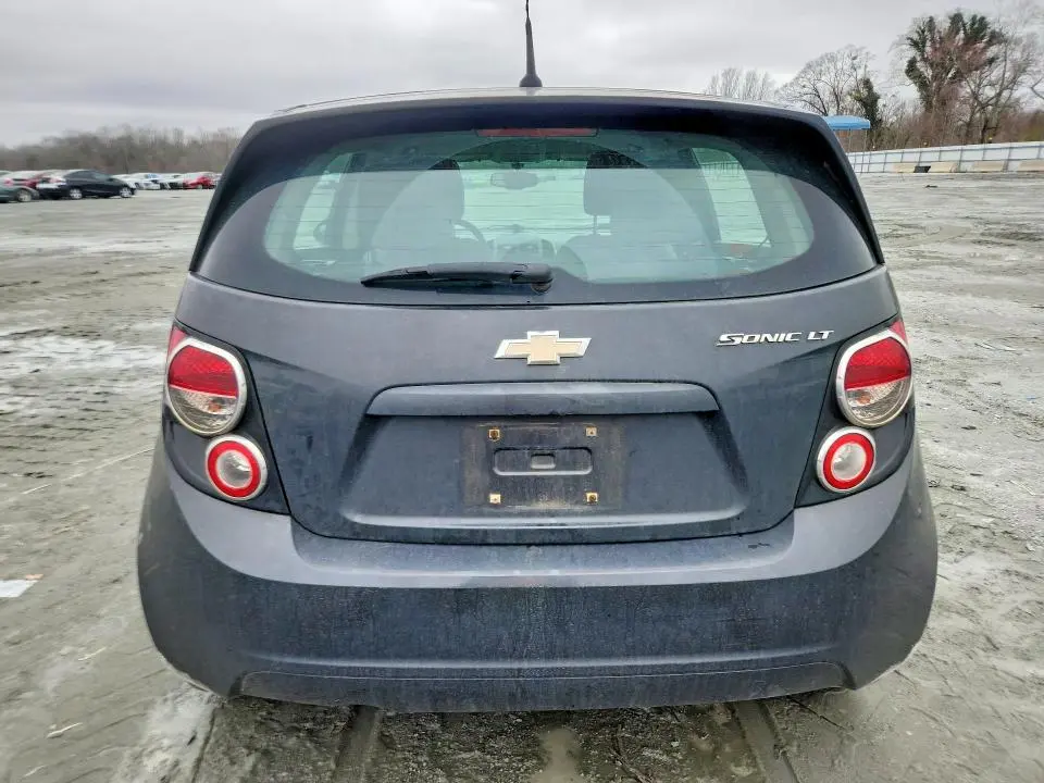 2014 CHEVROLET SONIC LT  