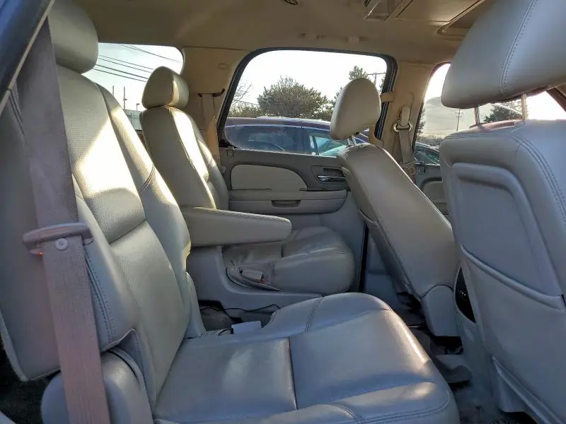 2010 CHEVROLET TAHOE K1500 LTZ  