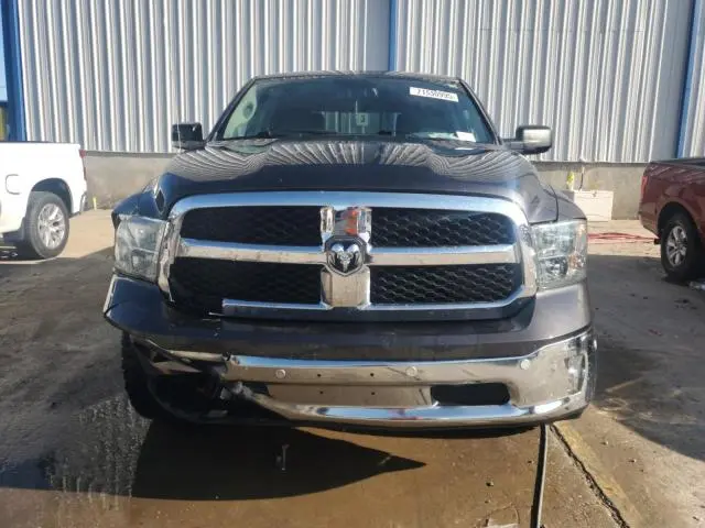 2015 RAM 1500 SLT