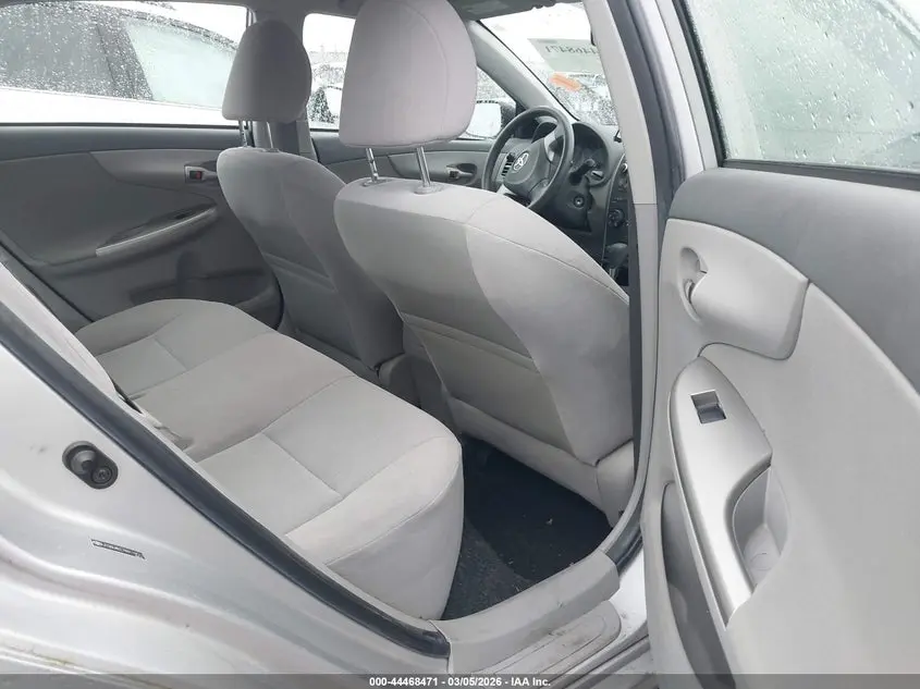 2010 TOYOTA COROLLA LE