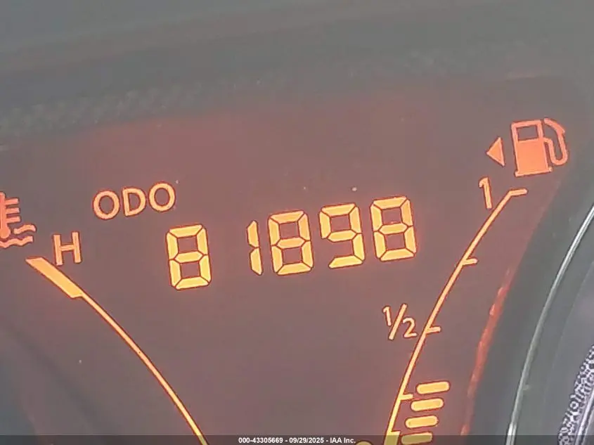 2014 NISSAN VERSA 1.6 SV