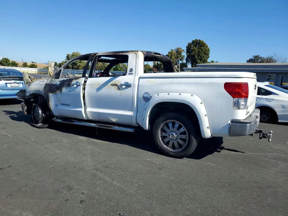 2012 TOYOTA TUNDRA CREWMAX SR5  