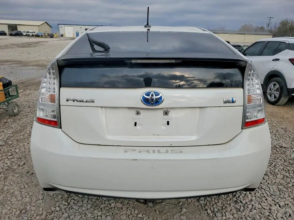 2011 TOYOTA PRIUS   