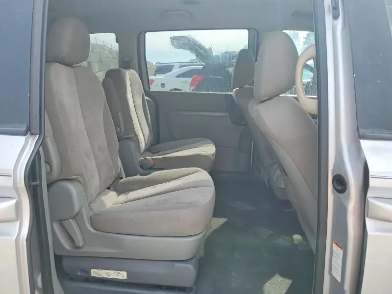 2014 KIA SEDONA LX  