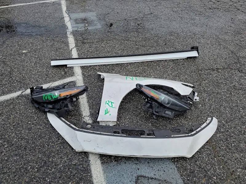 2022 MAZDA 3 PREMIUM  