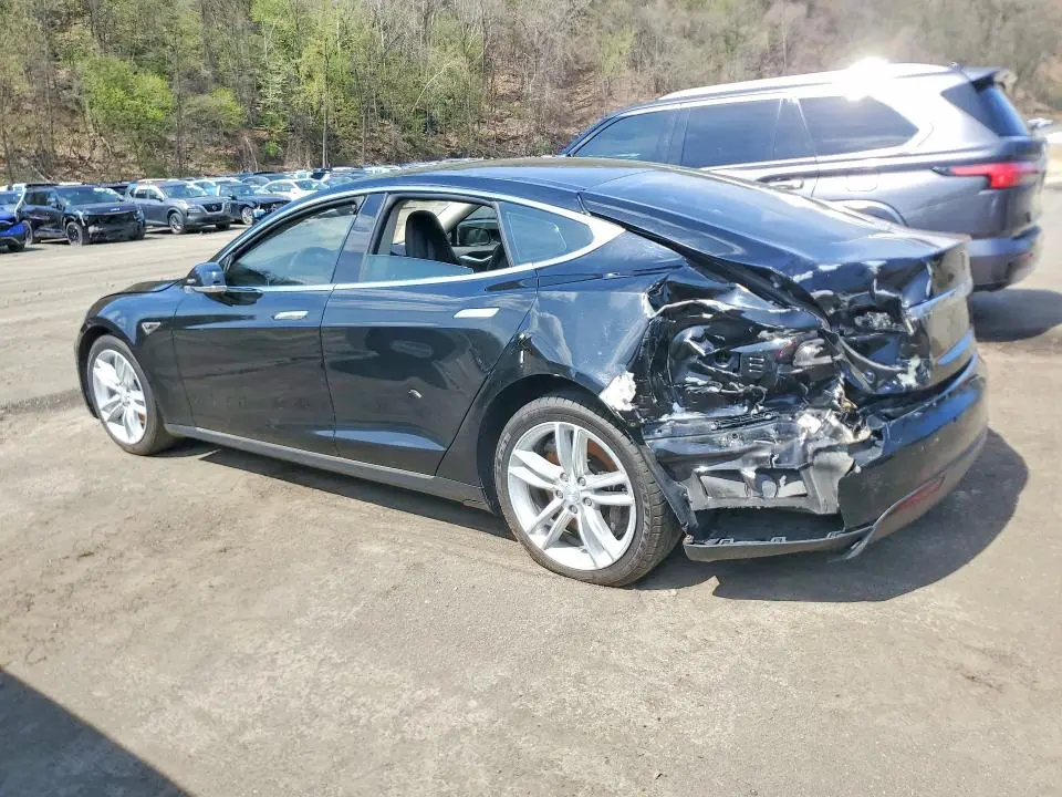 2015 TESLA MODEL S   