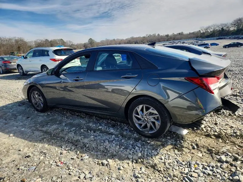 2024 HYUNDAI ELANTRA SEL  