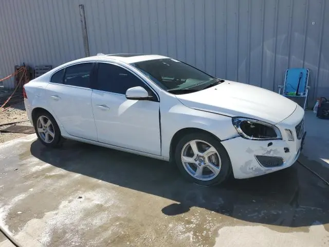 2013 VOLVO S60 T5  