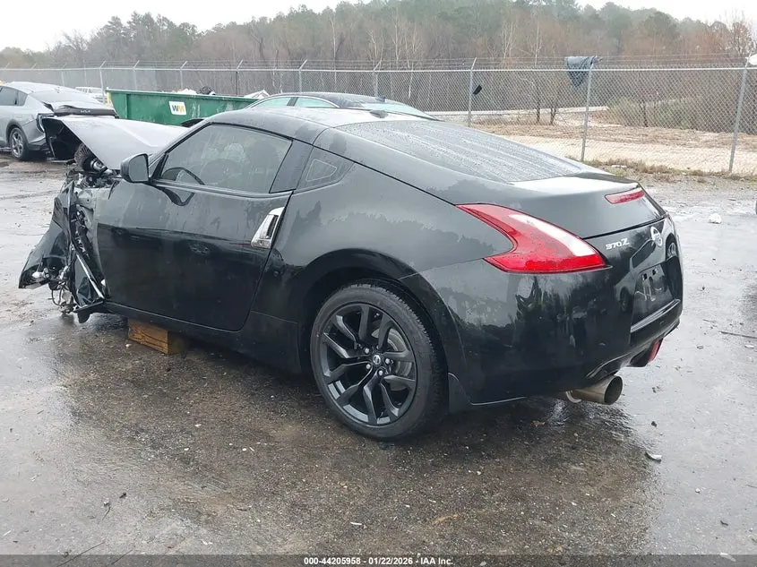 2018 NISSAN 370Z TOURING