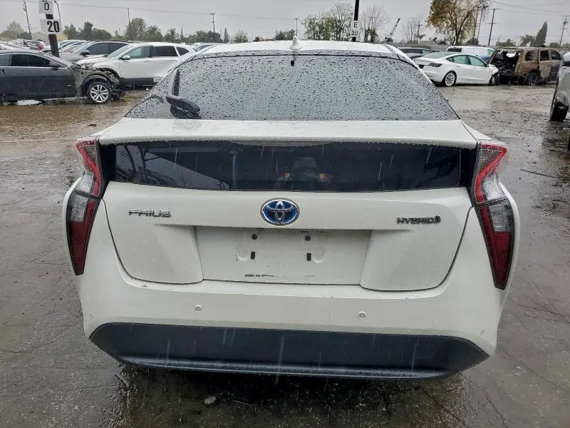 2018 TOYOTA PRIUS   