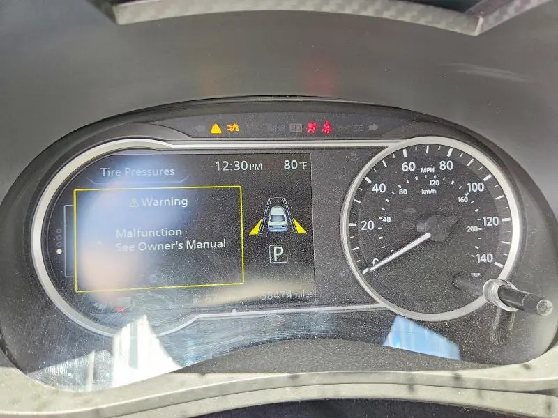 2020 NISSAN VERSA SV  
