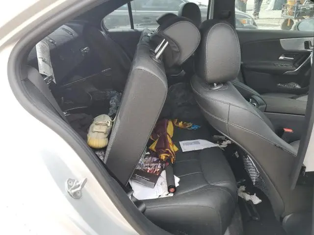 2021 MERCEDES-BENZ A 220  