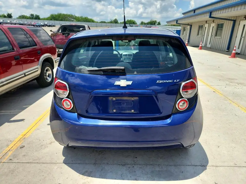 2014 CHEVROLET SONIC LT  