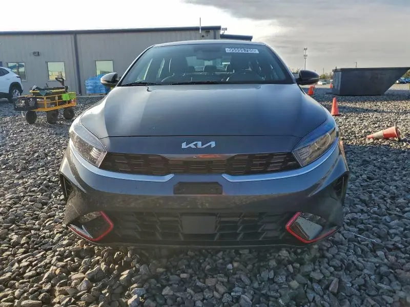 2023 KIA FORTE GT LINE  