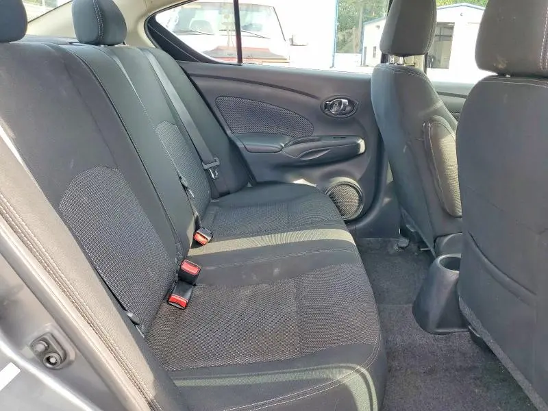 2019 NISSAN VERSA SV  
