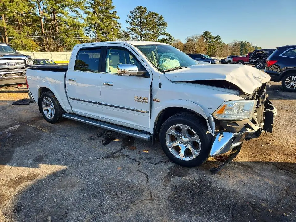 2016 RAM 1500 LARAMIE  