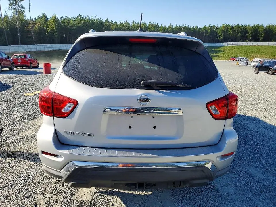 2017 NISSAN PATHFINDER S  
