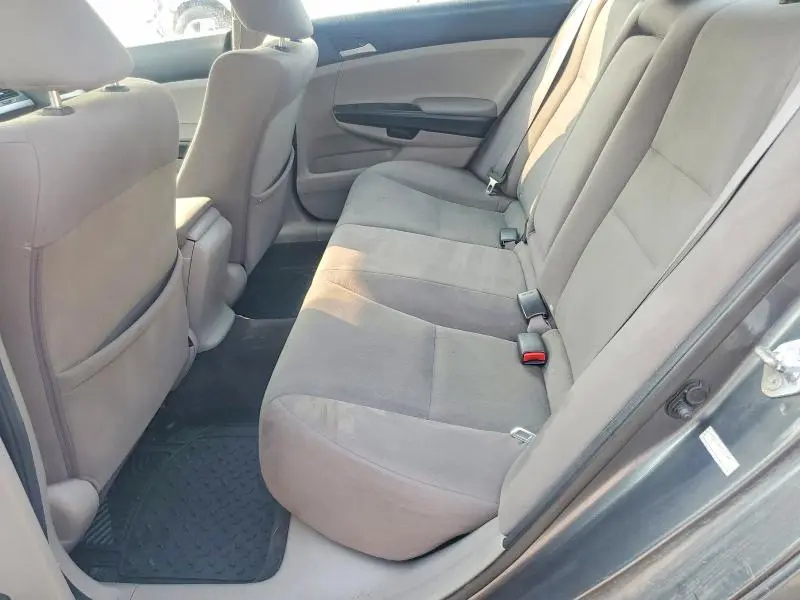 2011 HONDA ACCORD LX  