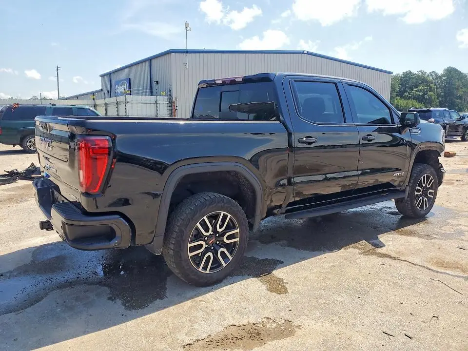 2023 GMC SIERRA K1500 AT4  