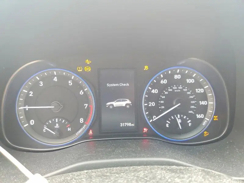 2021 HYUNDAI KONA SEL  