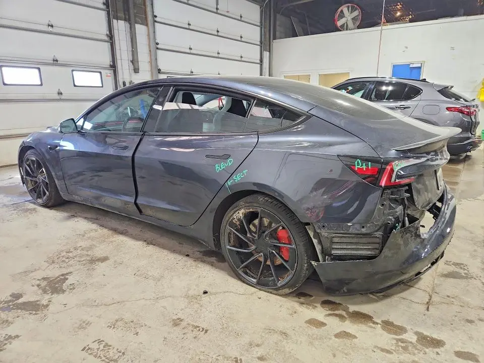 2024 TESLA MODEL 3   