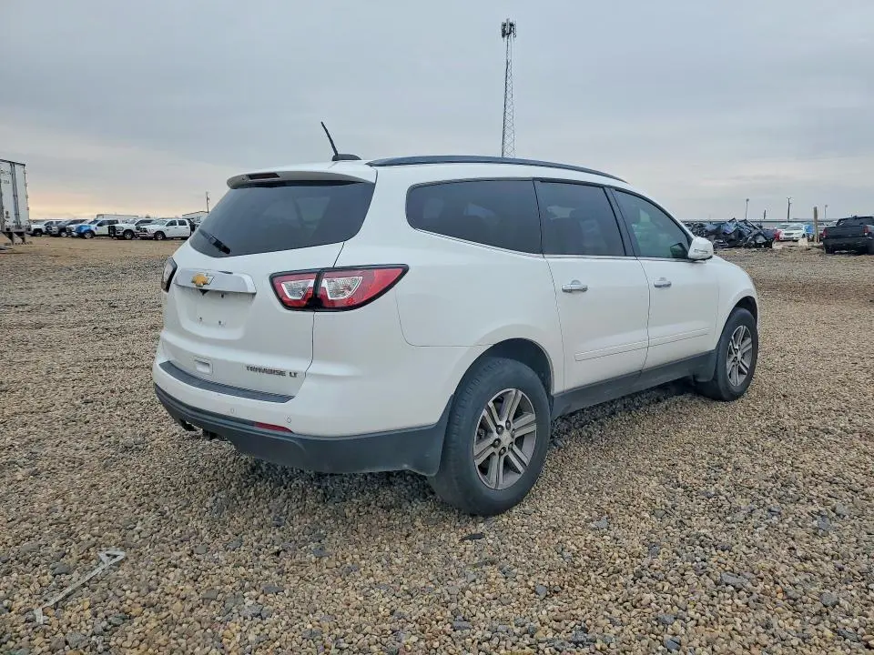 2016 CHEVROLET TRAVERSE LT  
