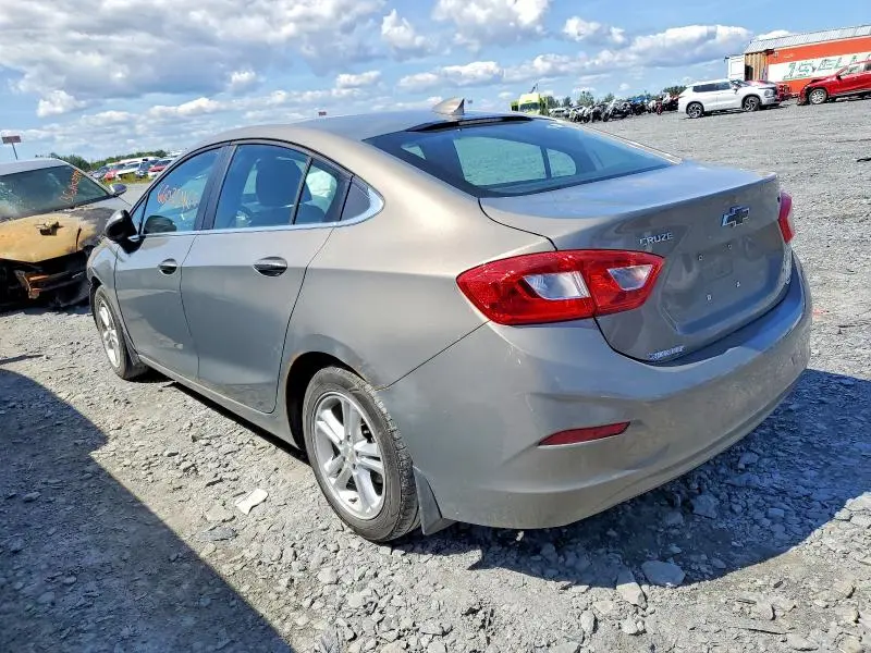 2017 CHEVROLET CRUZE LT  