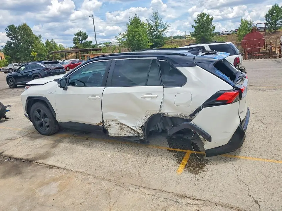 2019 TOYOTA RAV4 XSE  