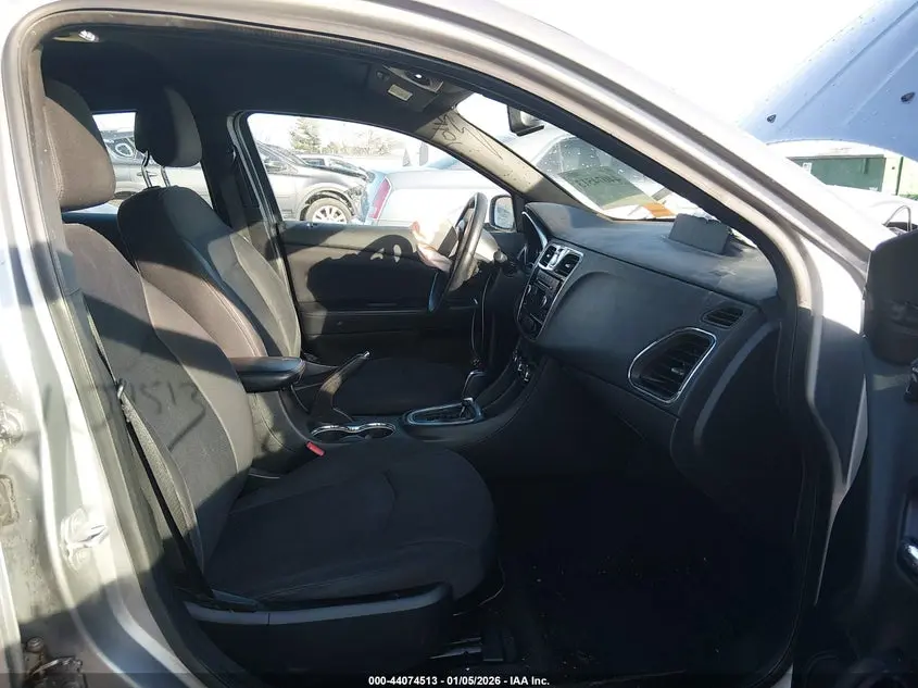 2013 CHRYSLER 200 TOURING