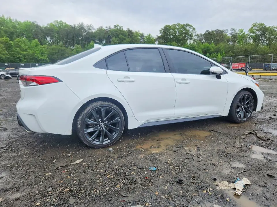 2025 TOYOTA COROLLA SE  