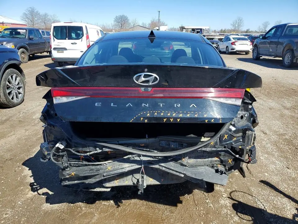 2021 HYUNDAI ELANTRA SEL  