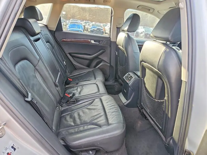 2011 AUDI Q5 PREMIUM  