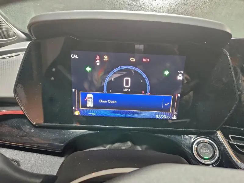 2025 CHEVROLET TRAX 2RS  