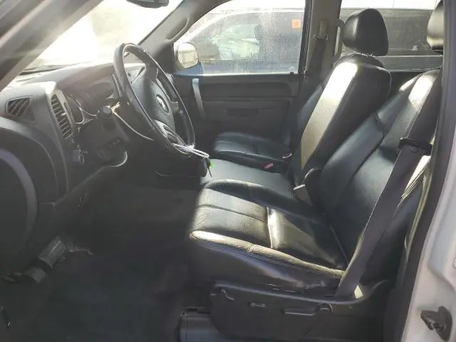 2011 CHEVROLET SILVERADO K1500 LT  