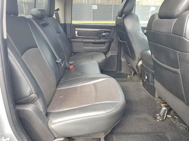 2013 RAM 1500 SPORT  
