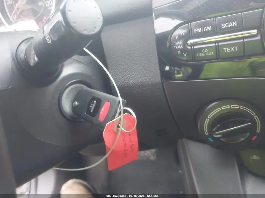 2013 MAZDA MAZDA2 TOURING