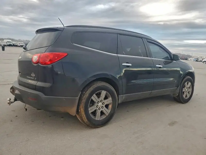 2010 CHEVROLET TRAVERSE LT  