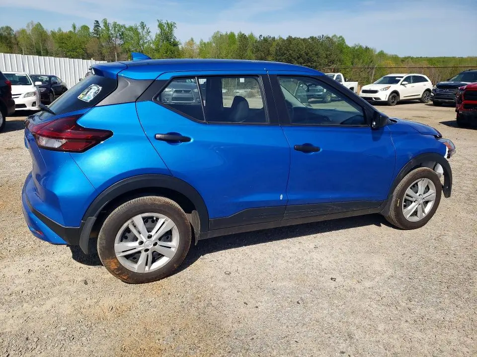 2024 NISSAN KICKS S  