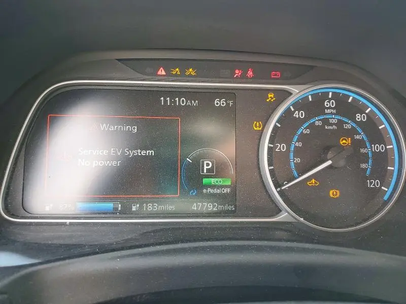 2020 NISSAN LEAF SV PLUS  