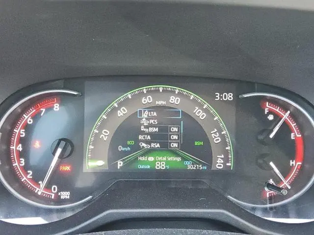 2024 TOYOTA RAV4 XLE  