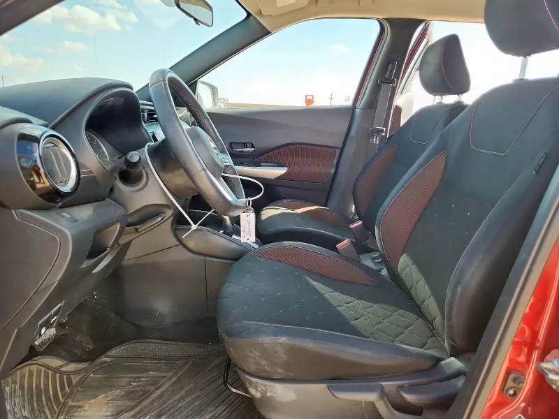 2018 NISSAN KICKS S  