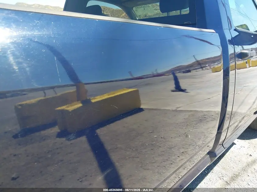 2018 RAM 1500 TRADESMAN  4X2 8' BOX